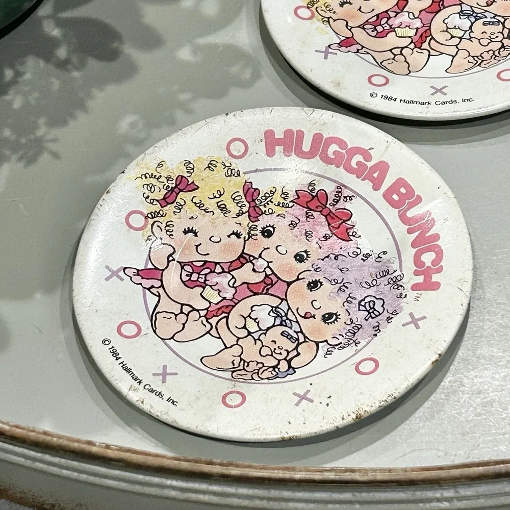 Hugga Bunch Metal Plates Pair Vintage Hallmark 1984‎ Tea Set
